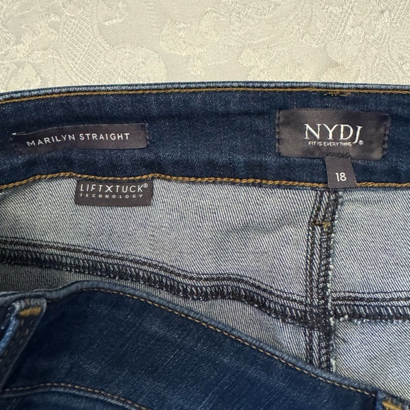 NYDJ Marilyn Straight Jeans Cooper Blue Plus Sz 18 Slimming New - Picture 4 of 11